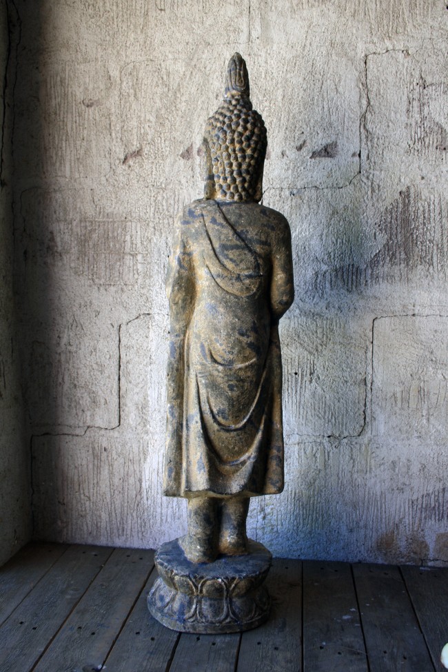 Buddha seisova maljalla